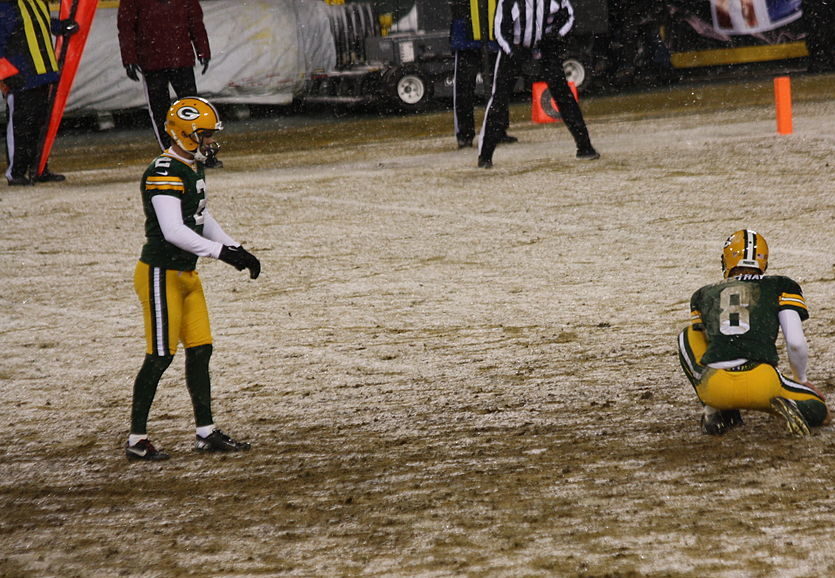 Green Bay Packers kicker MASON CROSBY kicks a 51 yard field goal