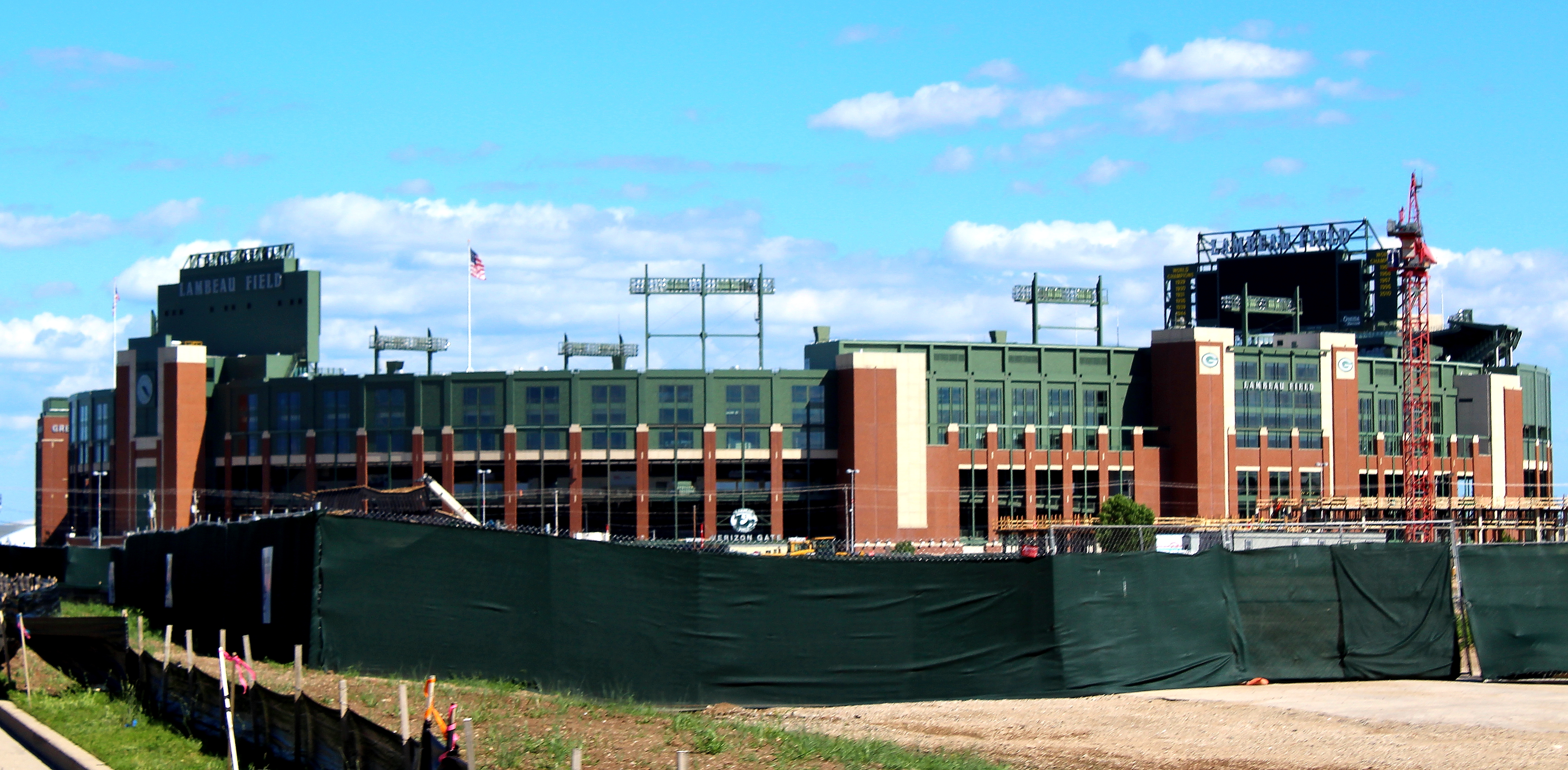 Lambeau Field's Grand, Bad Architecture